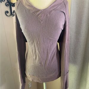 BKE V-Neck Knit Top in Dusty Plum